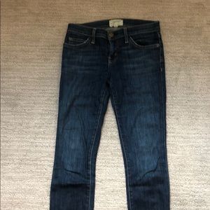 Medium wash current Elliot jeans!